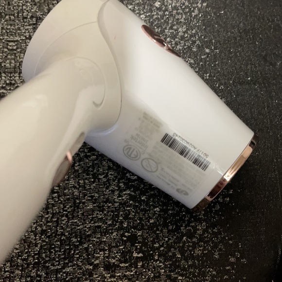 T3 folding hair dryer / blow dryer tested!!! - Picture 6 of 8